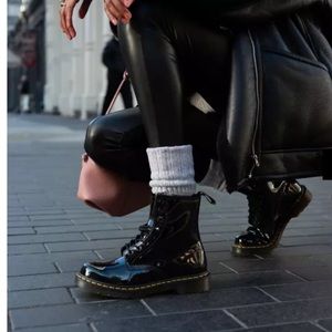 DR MARTENS 1460 PATENT LEATHER AIRWAIR LUG SOLE BOOTS BLACK 5